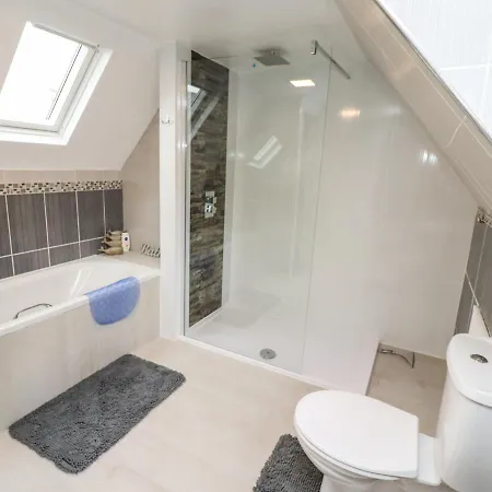 Station View 度假居 *