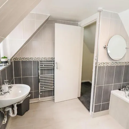 Station View * Whitby